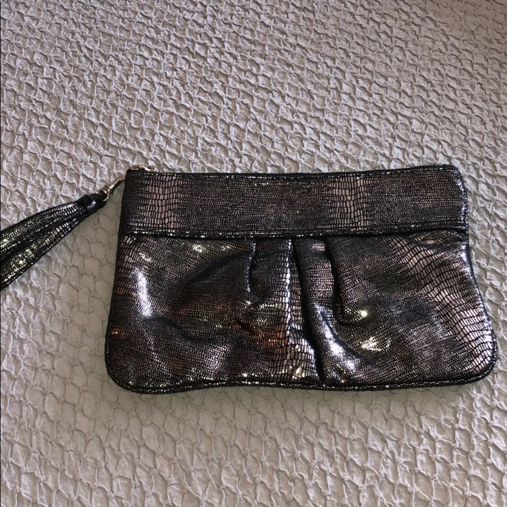 Express clutch